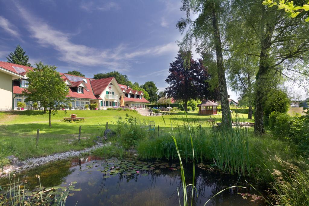 Hotel Litz - Das Erlebnishaus am Attersee Seewalchen Zimmer foto